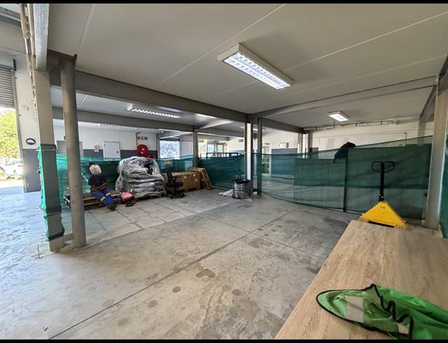 794M² WAREHOUSE TO LET IN BRACKENFELL INDUSTRIAL